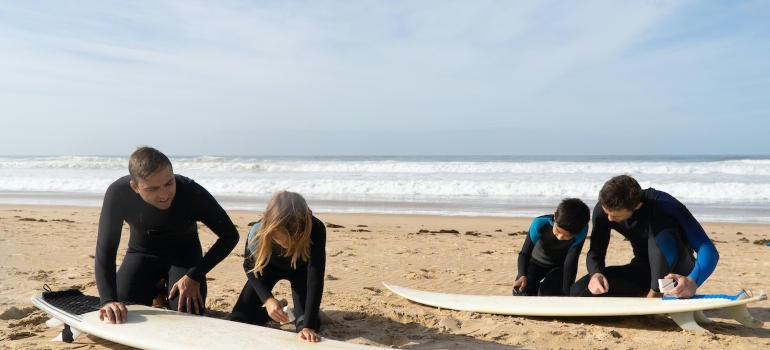 Surfing beaches are better in OC, which is one of the main differences between Los Angeles and Orange County