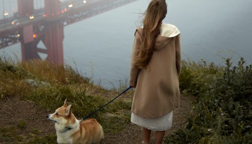 the girl who is living in San Francisco with a dog